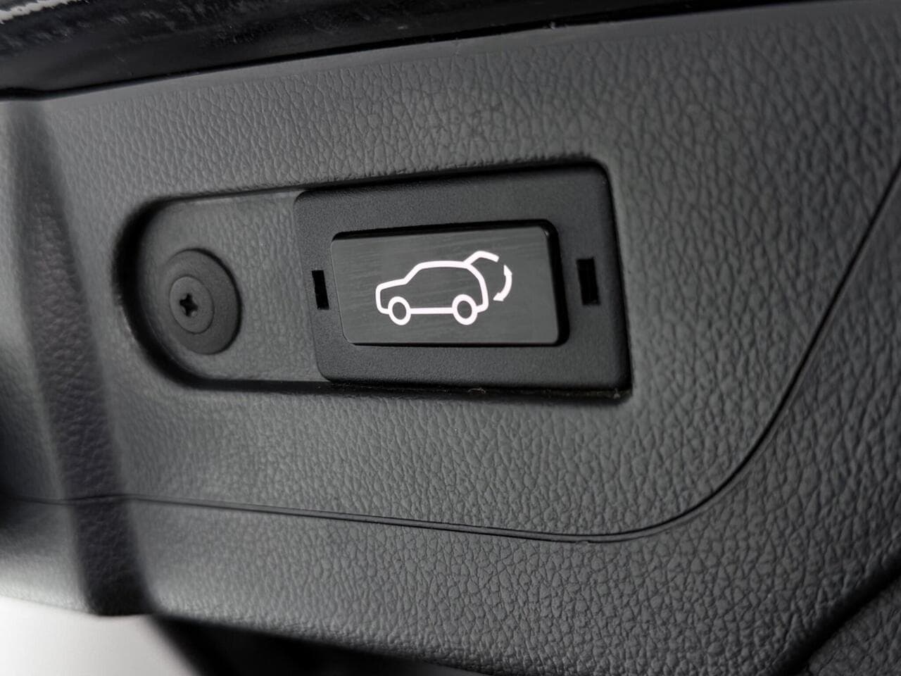 SsangYong Rexton thumbnail Misc Controls