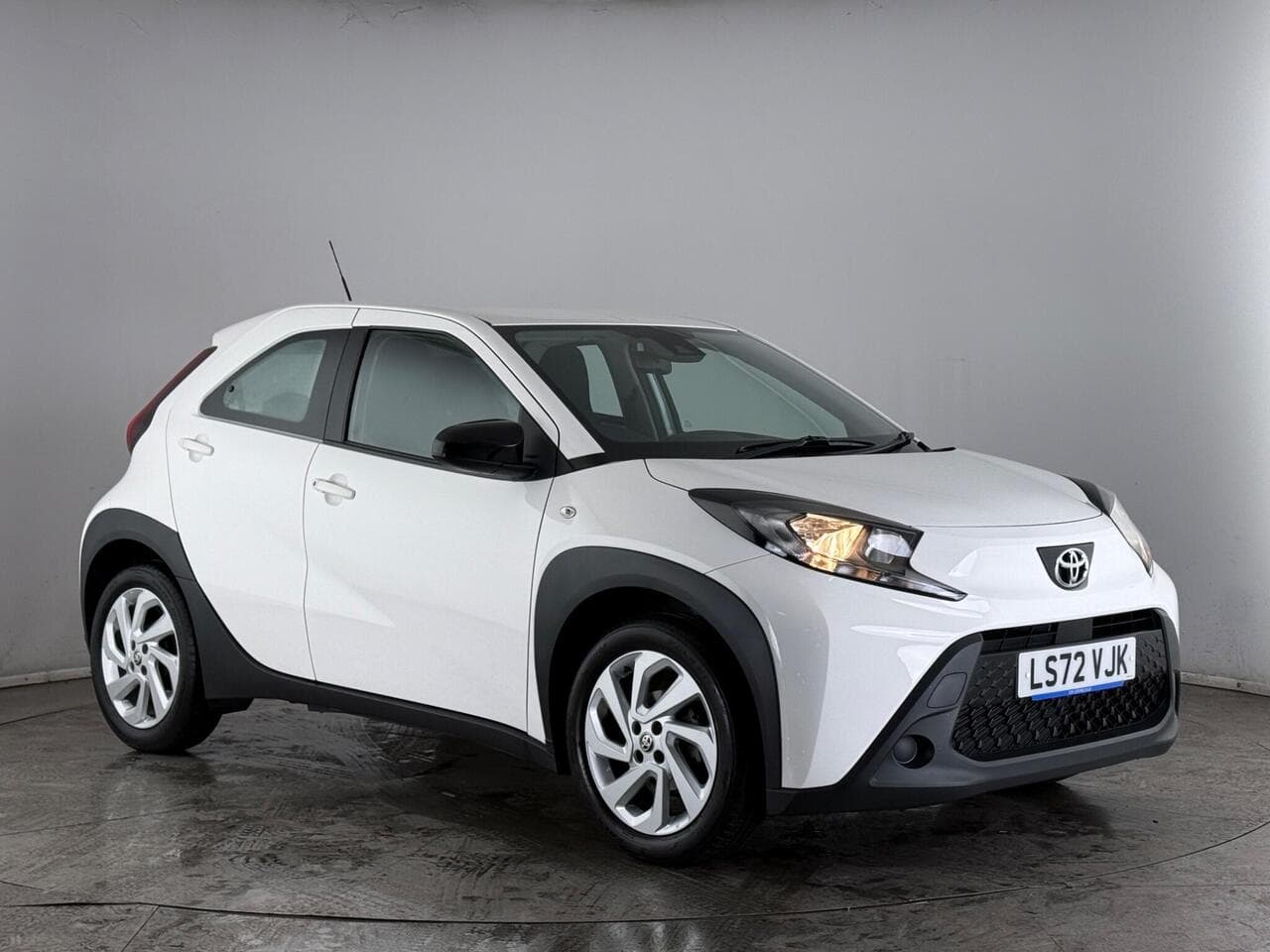 Toyota Aygo X - Toyota Aygo X 1.0 VVT-i Pure Euro 6 (s/s) 5dr