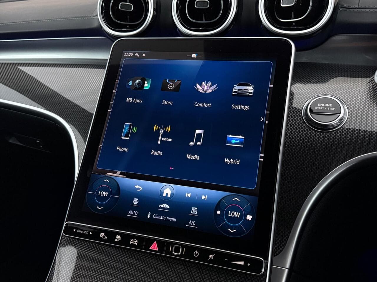 Mercedes-Benz C Class thumbnail Infotainment System