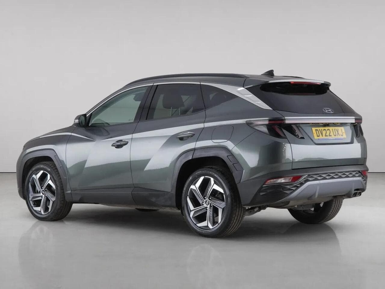 Hyundai TUCSON thumbnail Rear Left