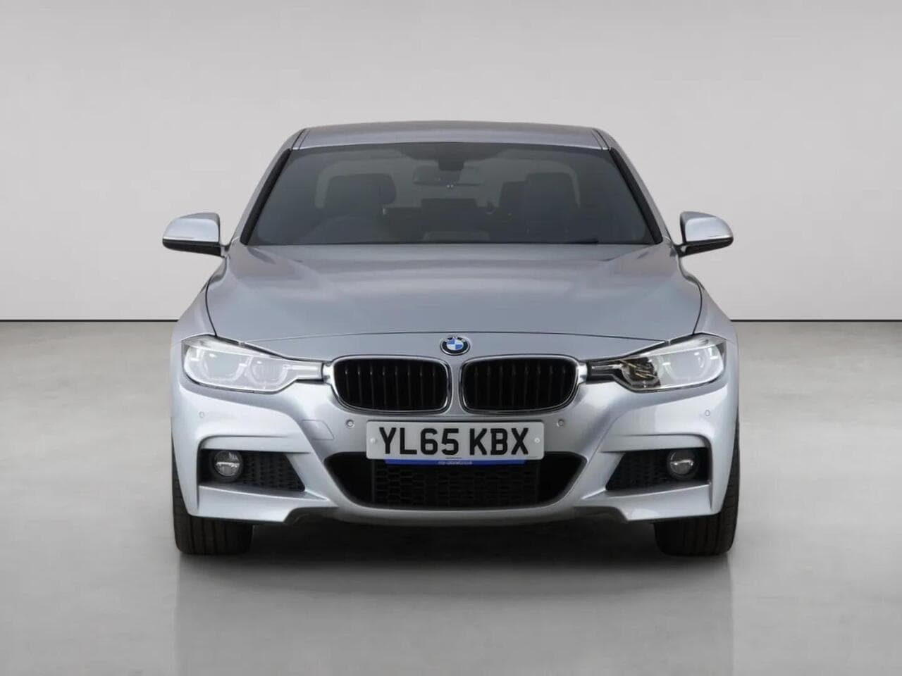 BMW 3 Series thumbnail Front