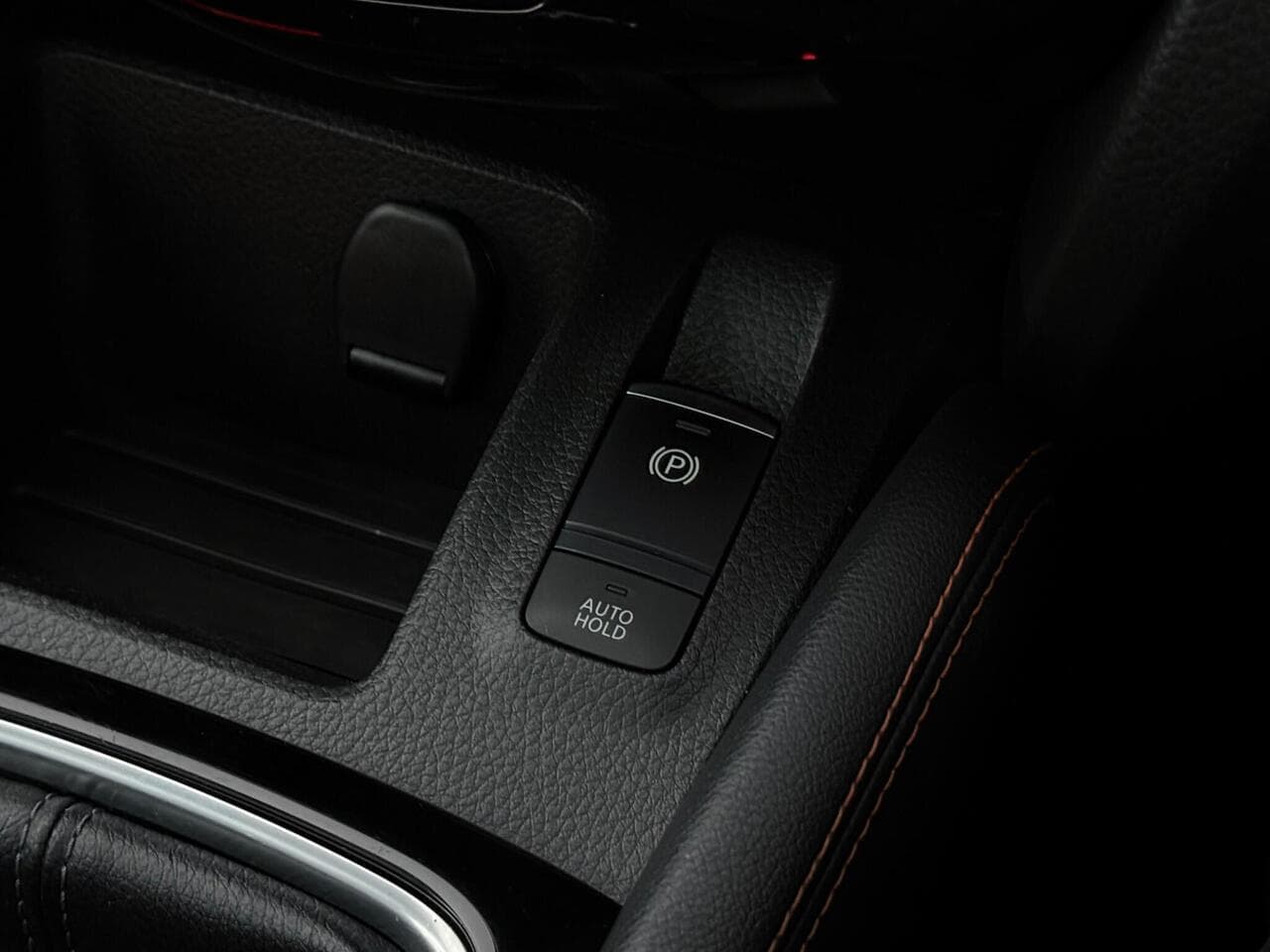 Nissan Qashqai thumbnail Misc Controls