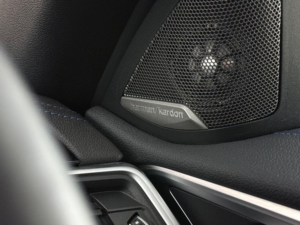 BMW 4 Series thumbnail Misc Controls