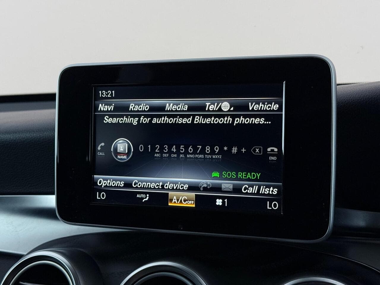 Mercedes-Benz GLC thumbnail Infotainment System