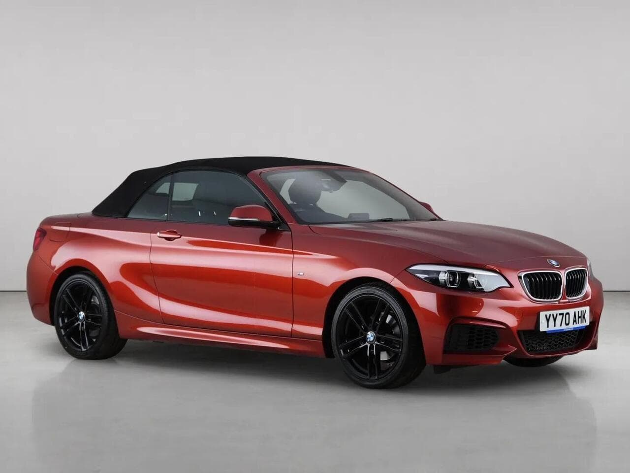 BMW 2 Series thumbnail Front Right
