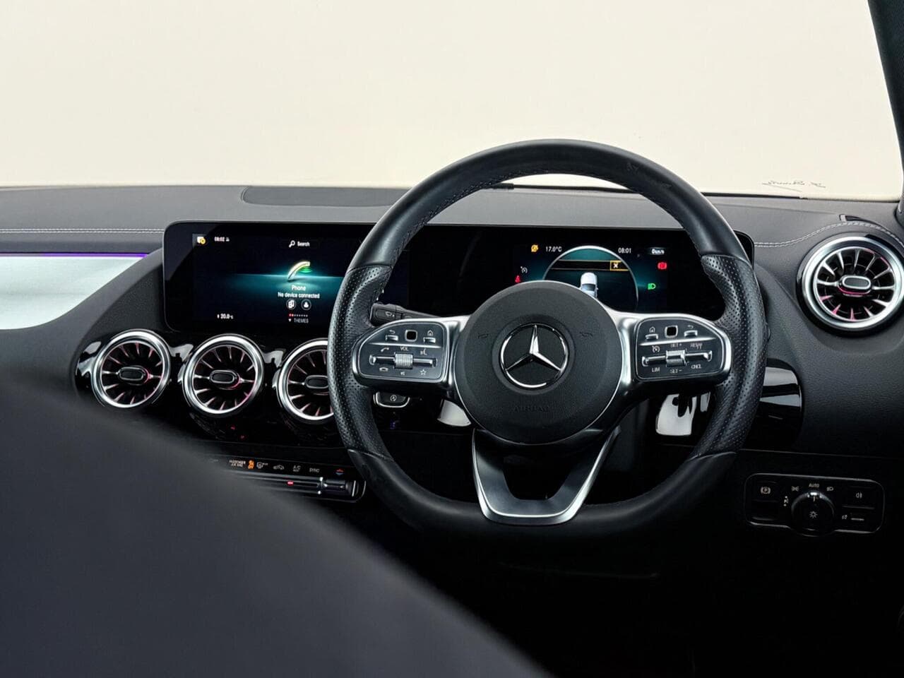 Mercedes-Benz B Class thumbnail Steering Wheel