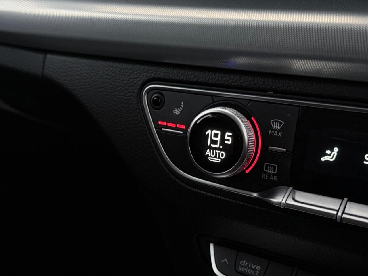 Audi Q5 thumbnail Misc Controls