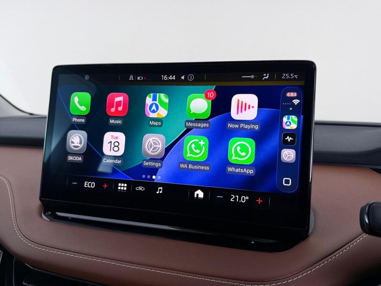Skoda Enyaq thumbnail Infotainment System