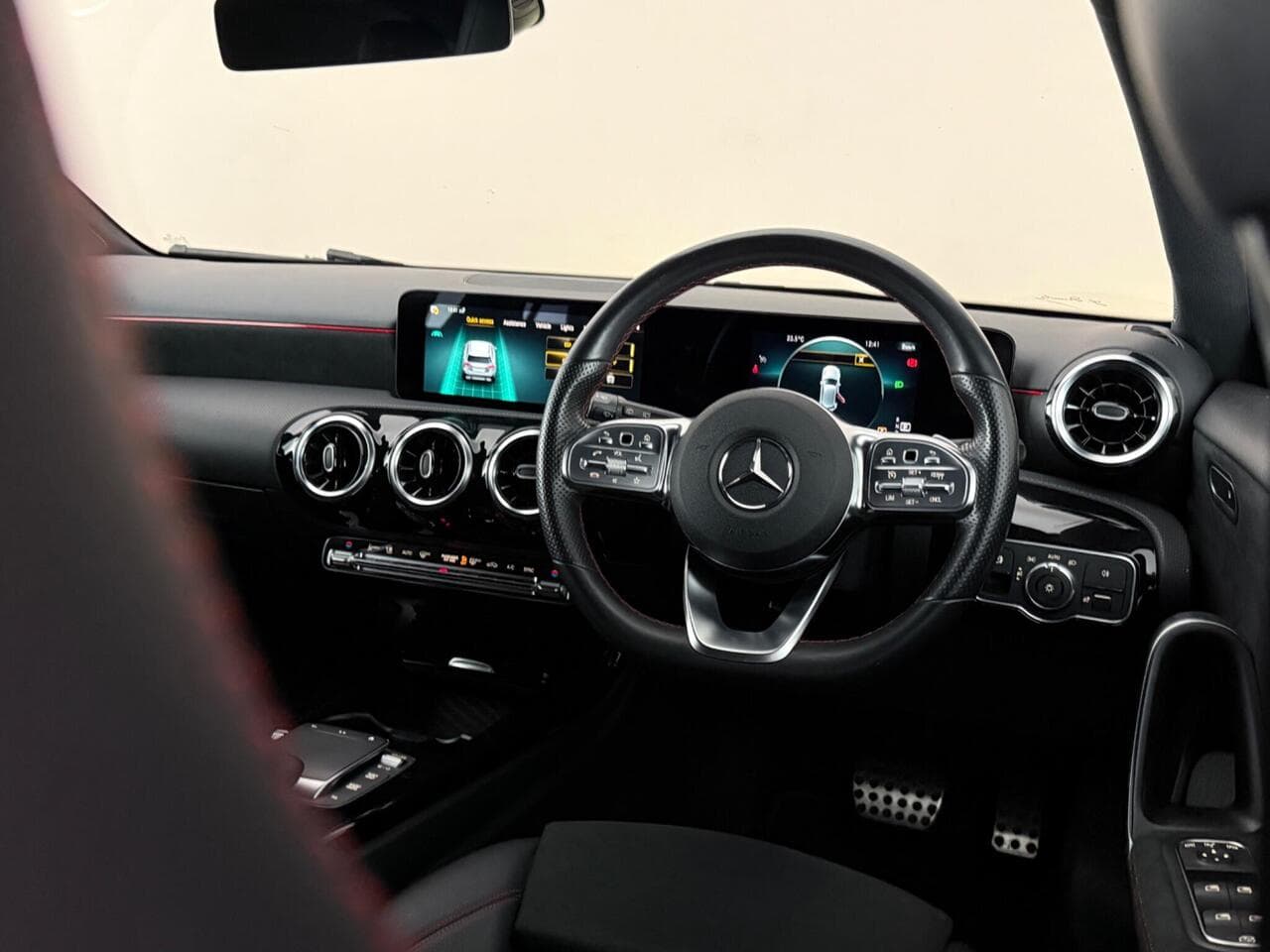 Mercedes-Benz A Class thumbnail Interior Front
