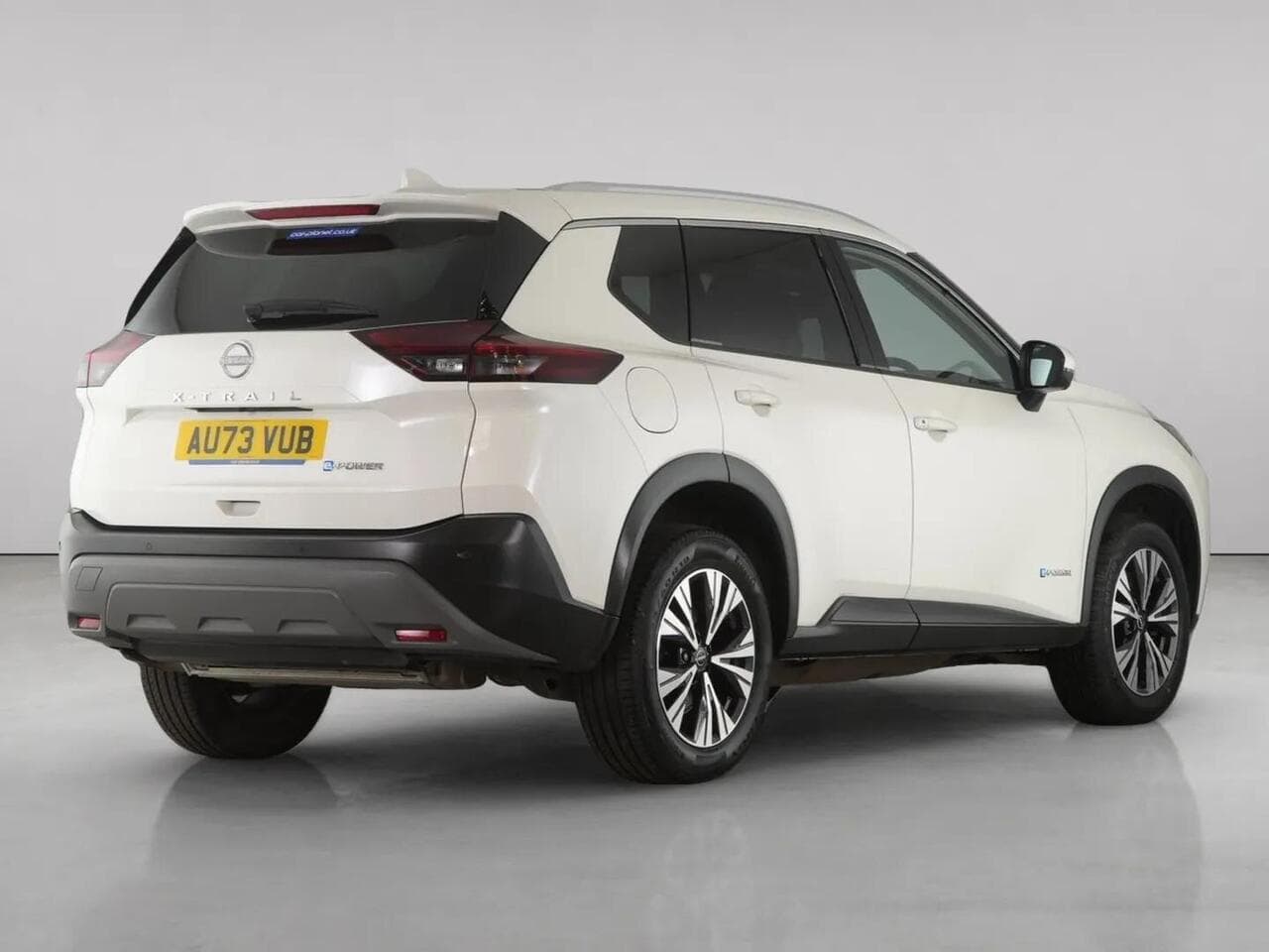 Nissan X-Trail thumbnail Rear Right