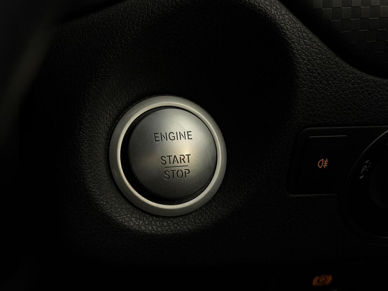 Mercedes-Benz A Class thumbnail Interior Front