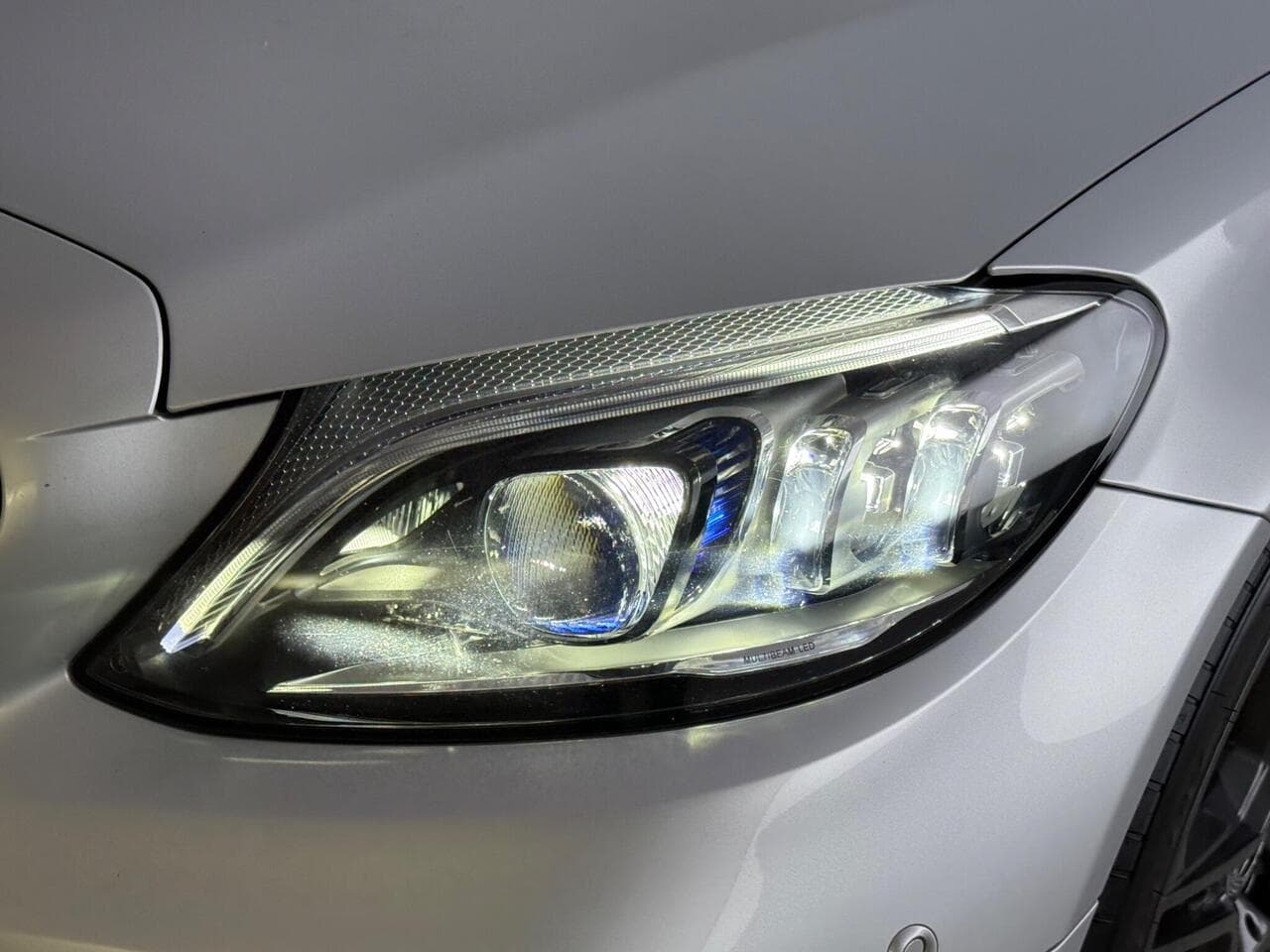 Mercedes-Benz C Class thumbnail Lights Front
