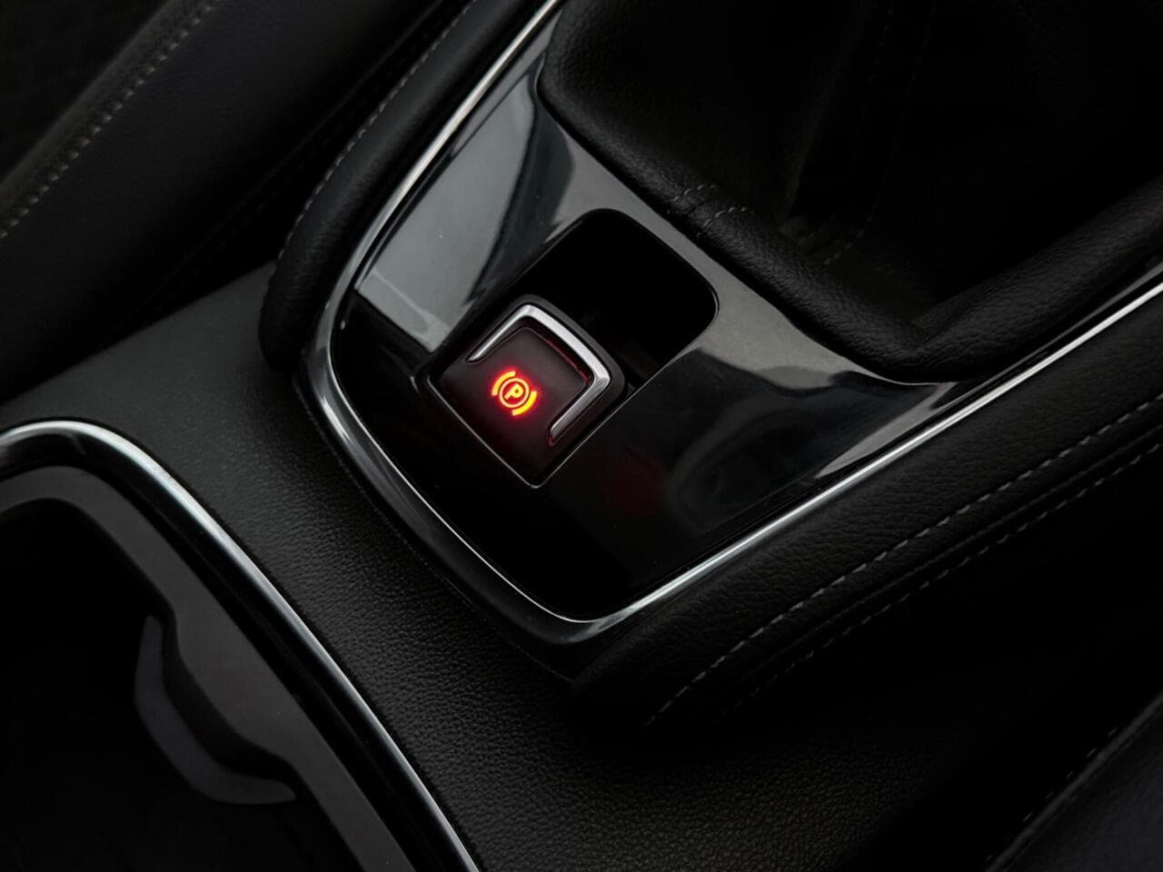 Vauxhall Grandland X thumbnail Misc Controls