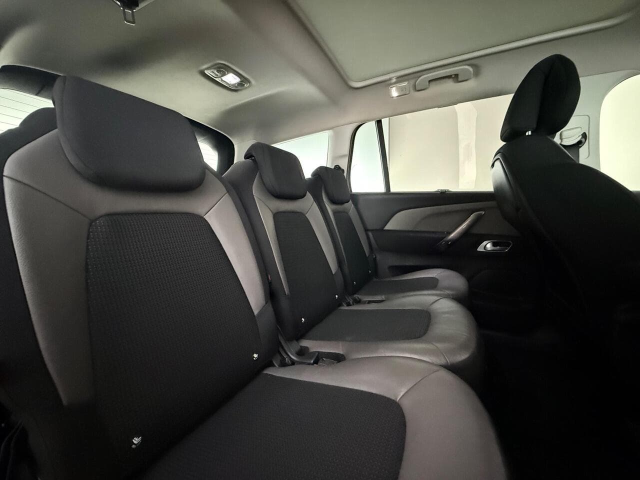 Citroen Grand C4 SpaceTourer thumbnail Seats Rear