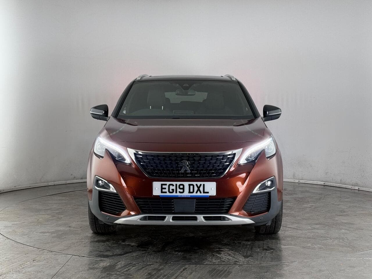 Peugeot 3008 thumbnail Front