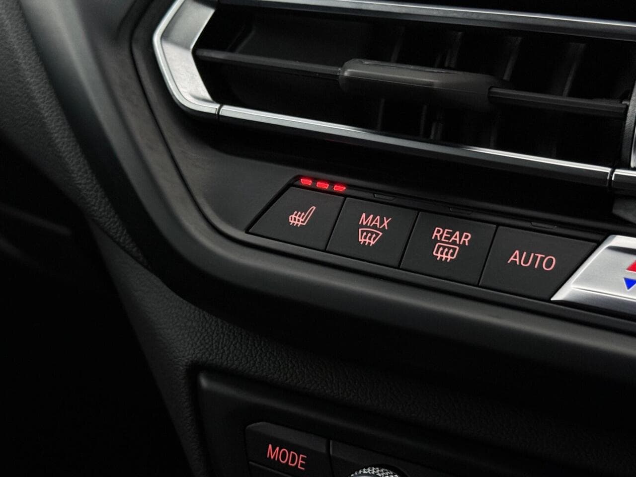BMW 2 Series Gran Coupe thumbnail Misc Controls