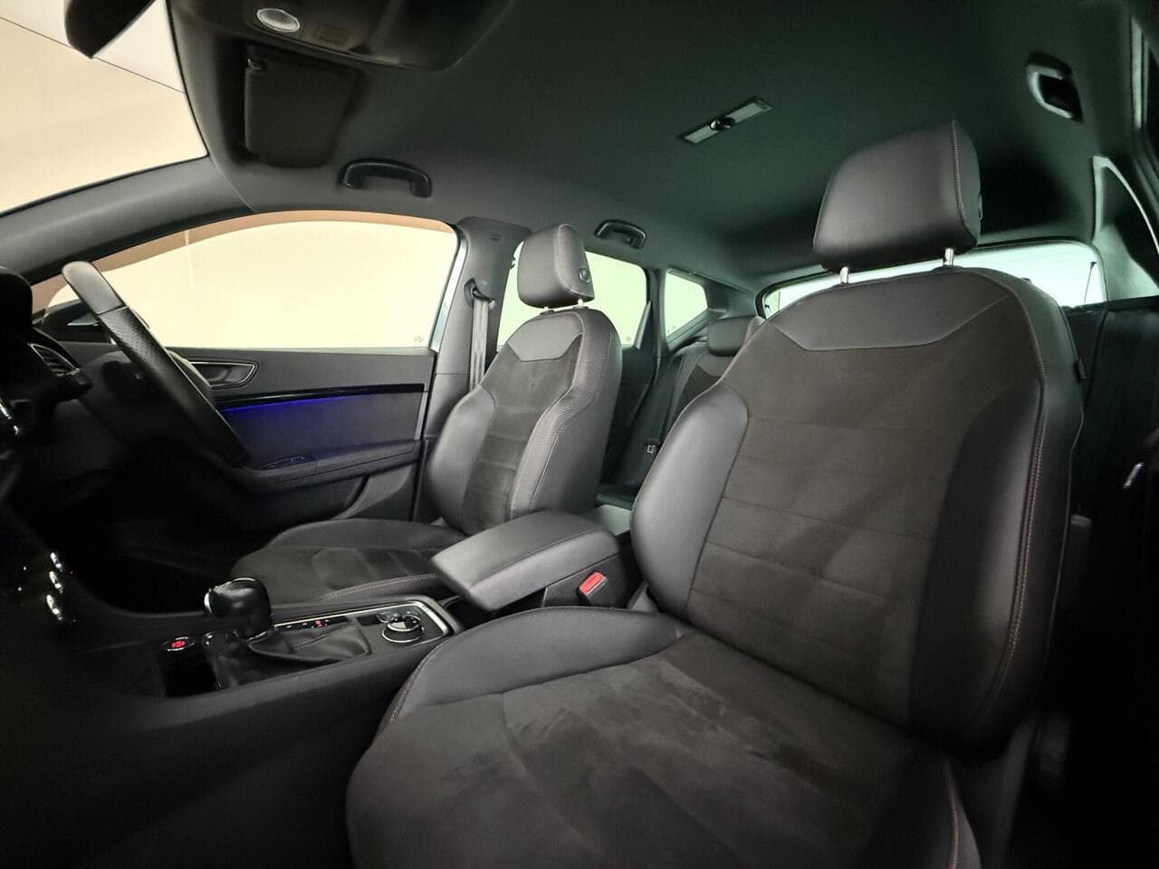 SEAT CUPRA Ateca thumbnail Seat Front Passenger