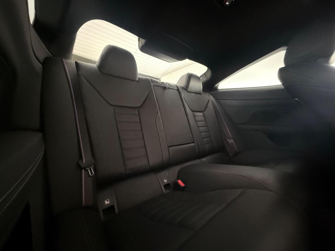 BMW 4 Series thumbnail Seats Rear