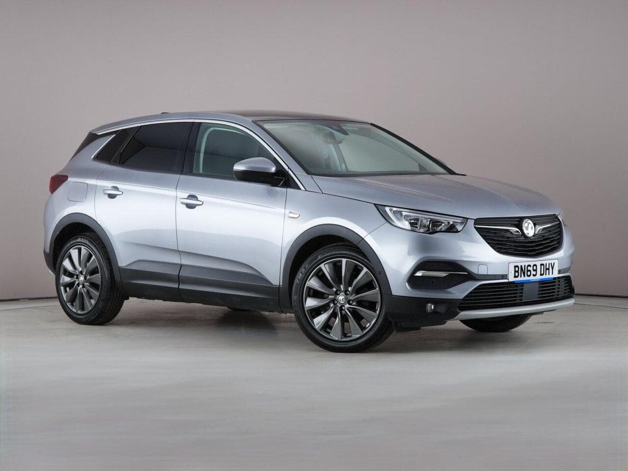 Vauxhall Grandland X - Vauxhall Grandland X 1.2 Turbo Elite Nav Euro 6 (s/s) 5dr