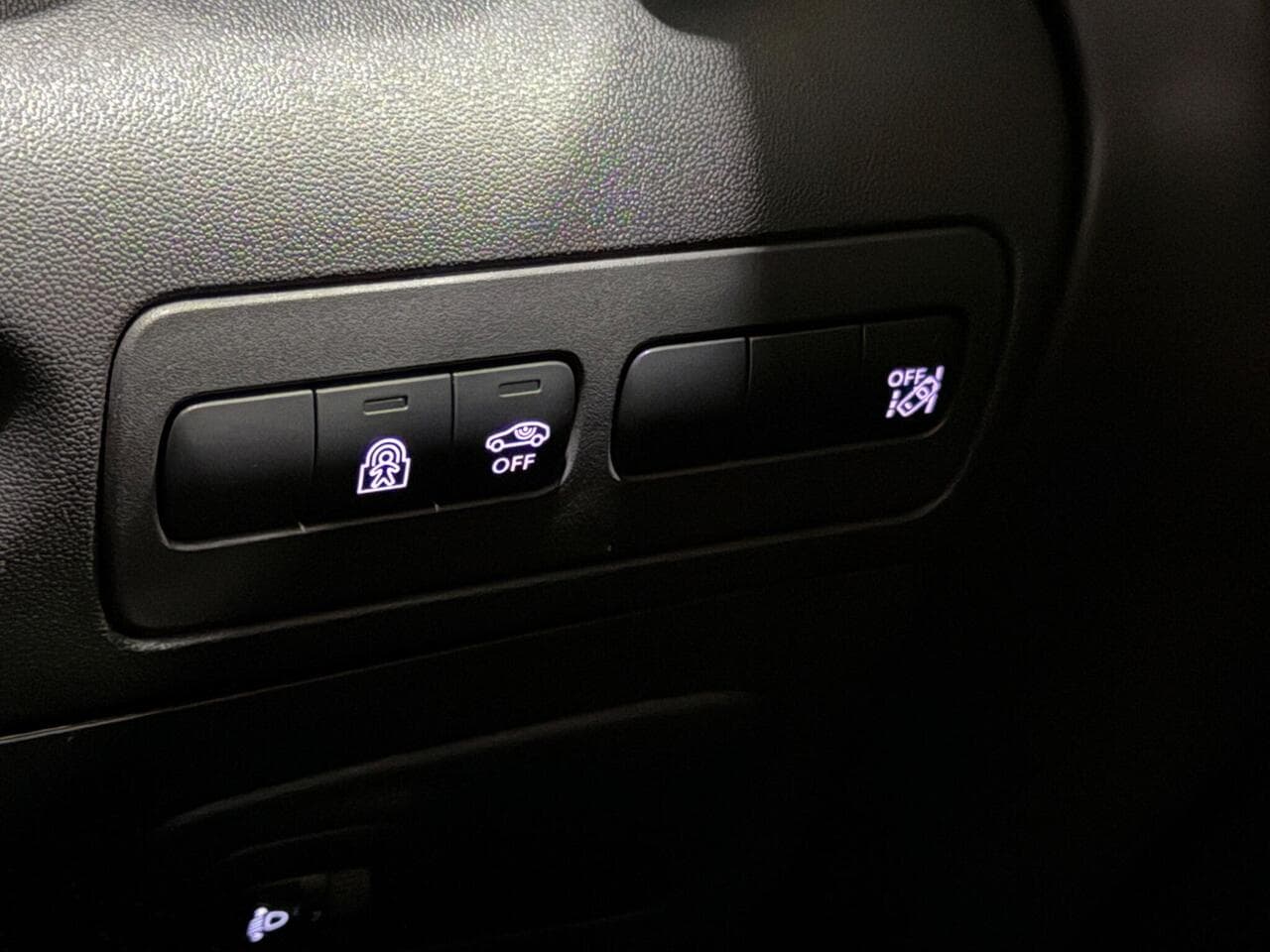 Citroen C3 Aircross thumbnail Misc Controls