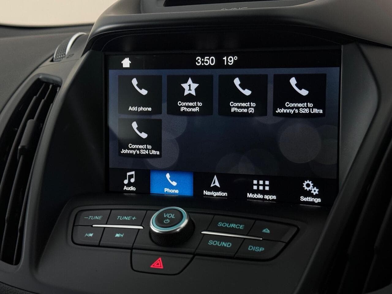 Ford Kuga thumbnail Infotainment System