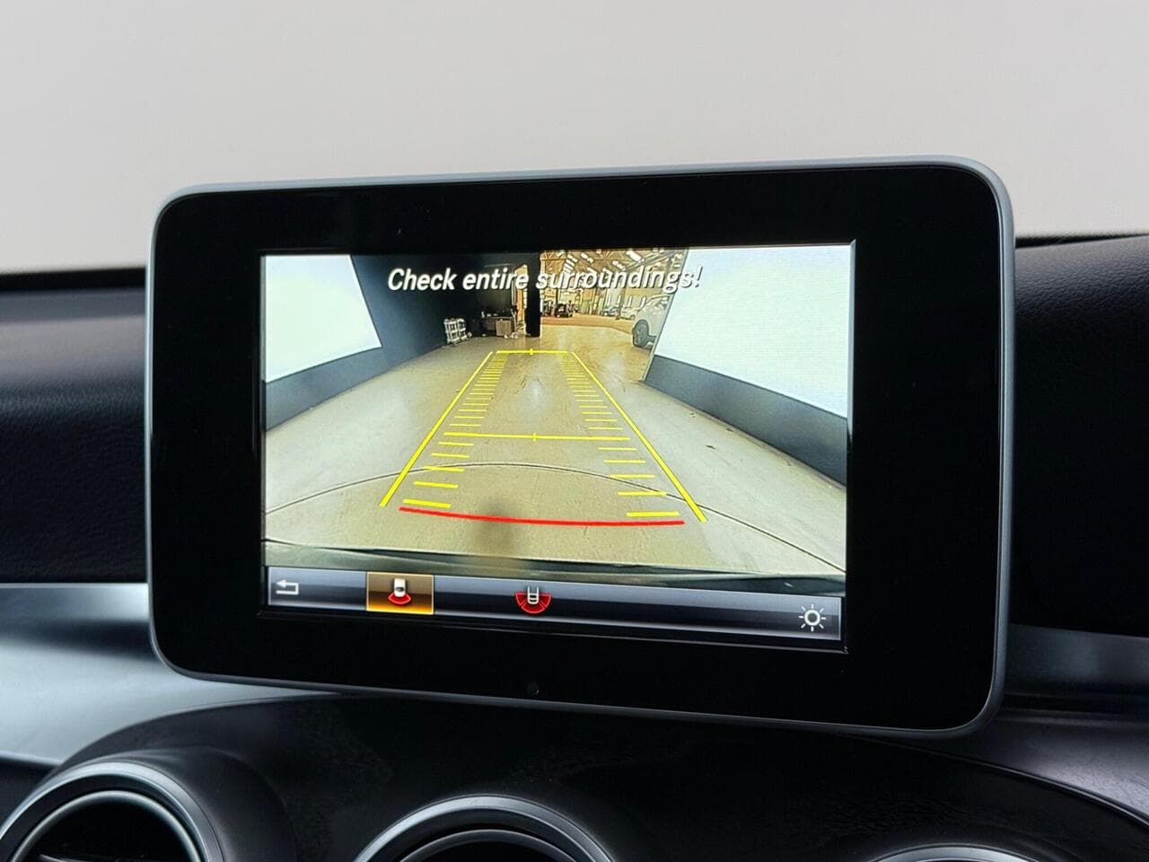 Mercedes-Benz GLC thumbnail Infotainment System