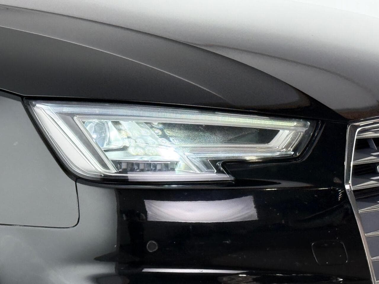 Audi A4 thumbnail Lights Front