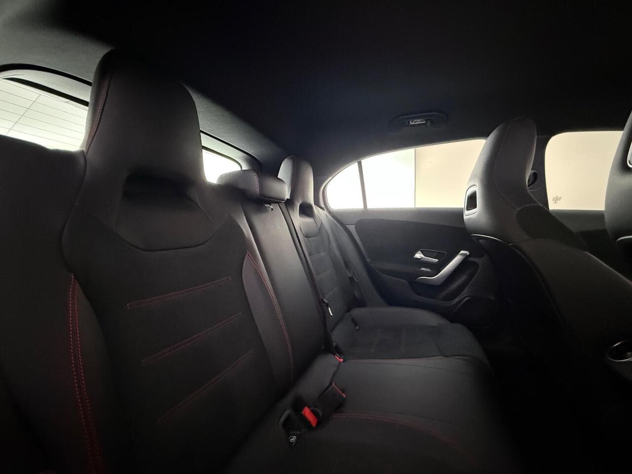 Mercedes-Benz A Class thumbnail Seats Rear