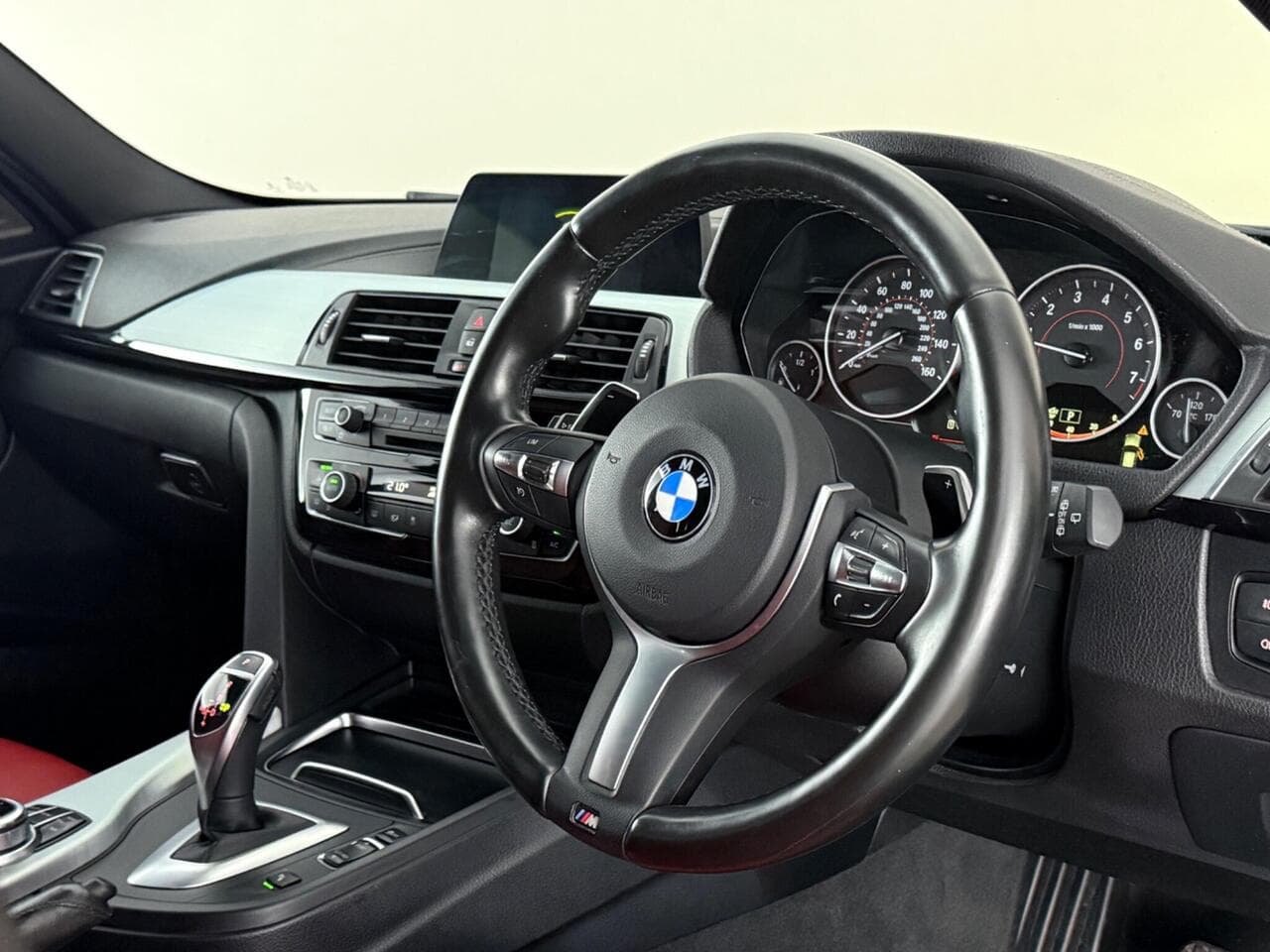 BMW 3 Series thumbnail Steering Wheel