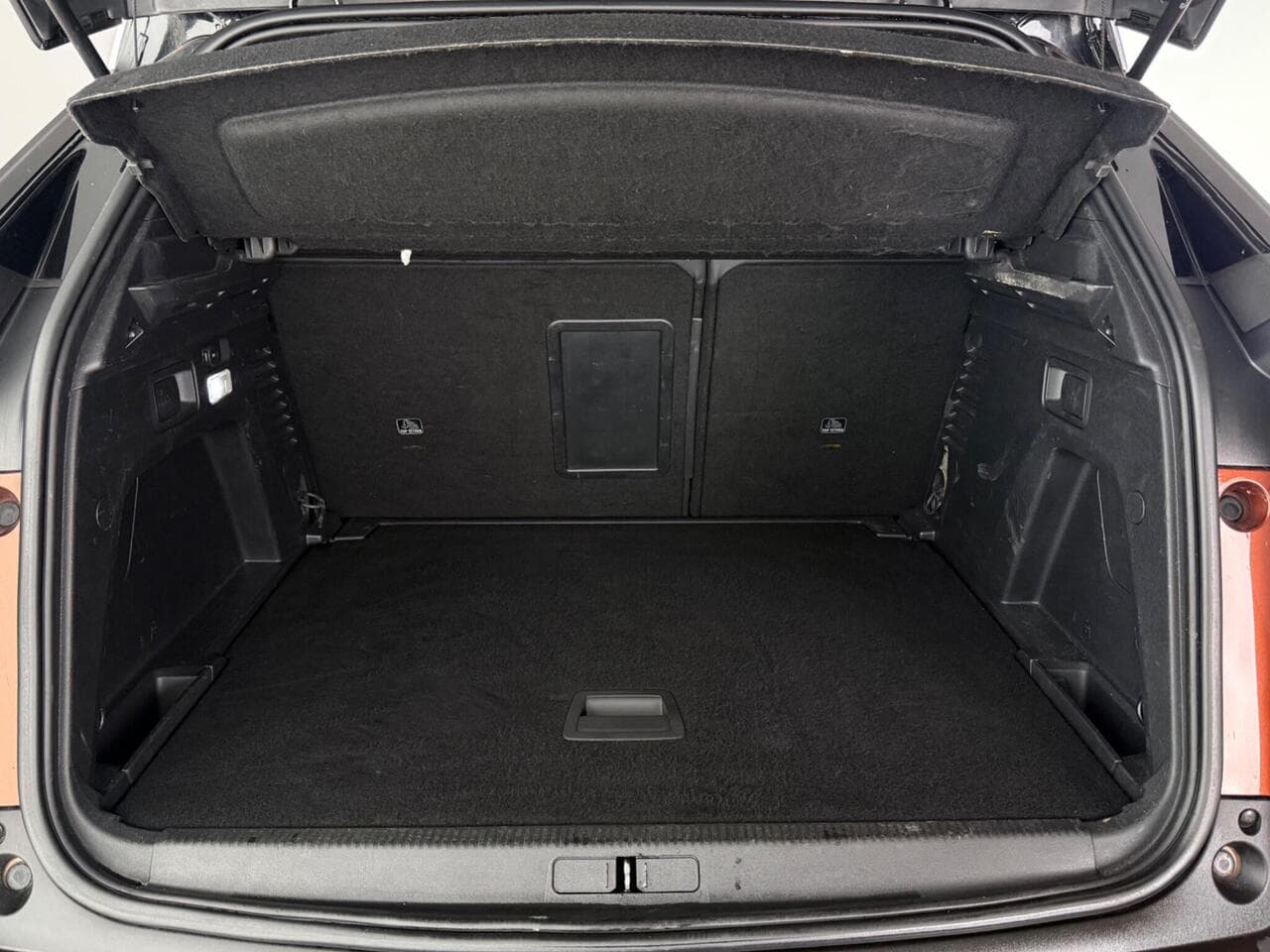 Peugeot 3008 thumbnail Boot