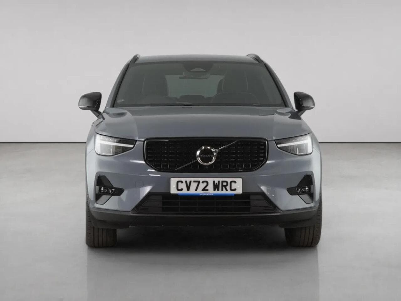 Volvo XC40 thumbnail Front