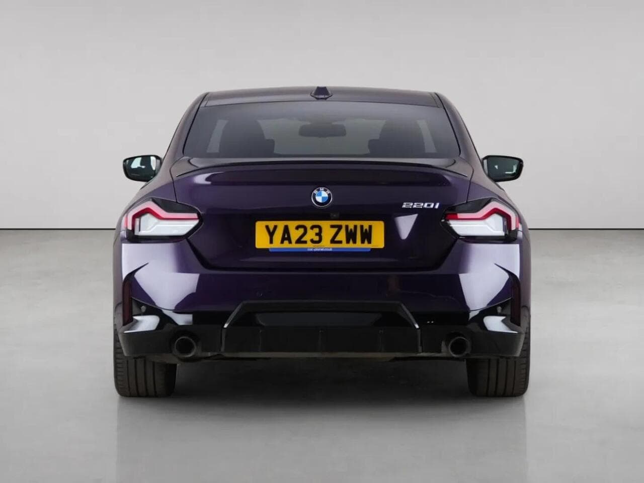 BMW 2 Series thumbnail Rear