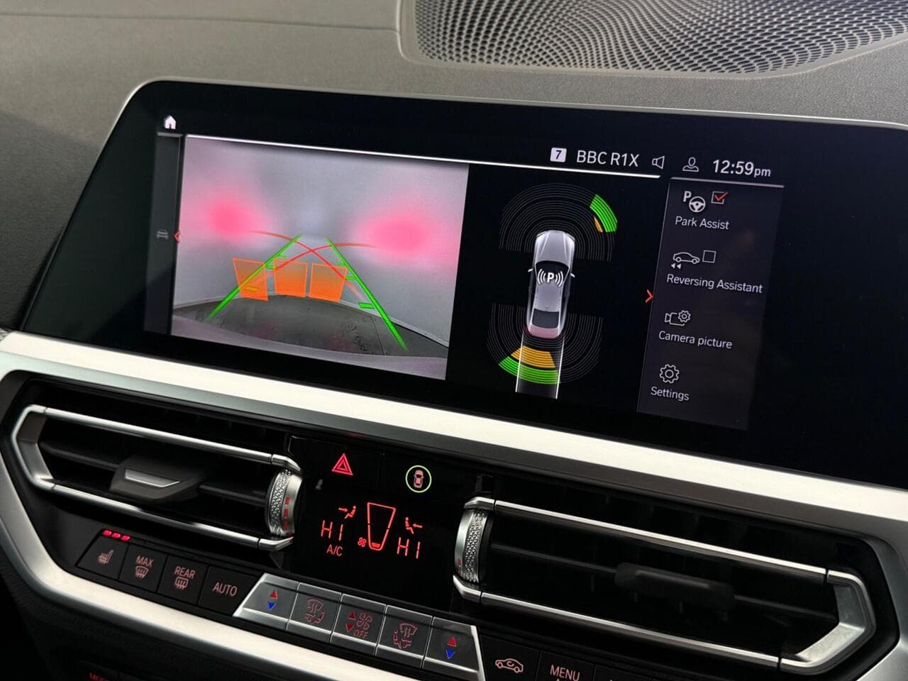 BMW 4 Series thumbnail Infotainment System