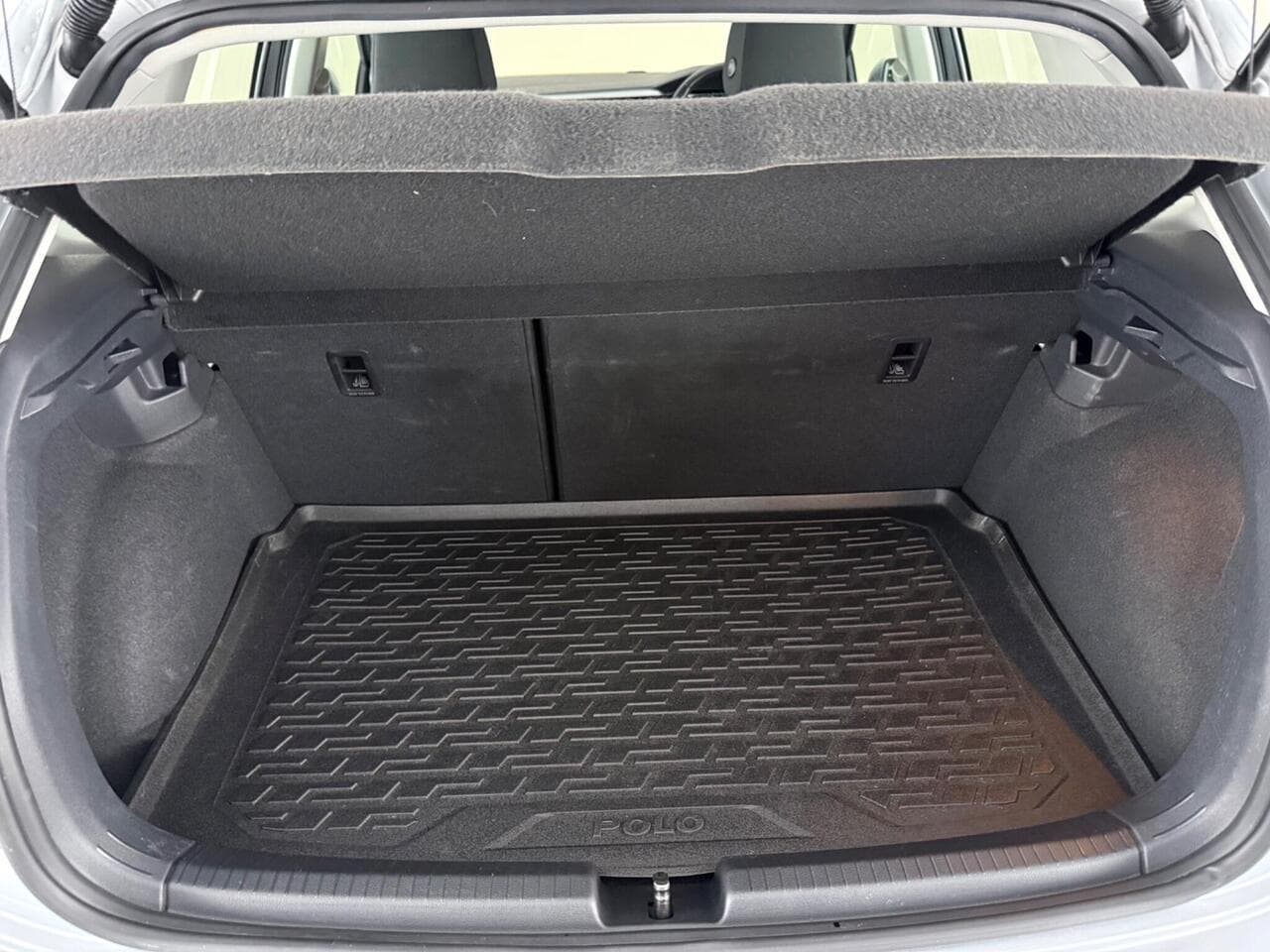 Volkswagen Polo thumbnail Boot