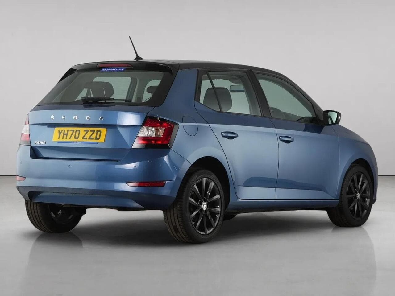 Skoda Fabia thumbnail Rear Right