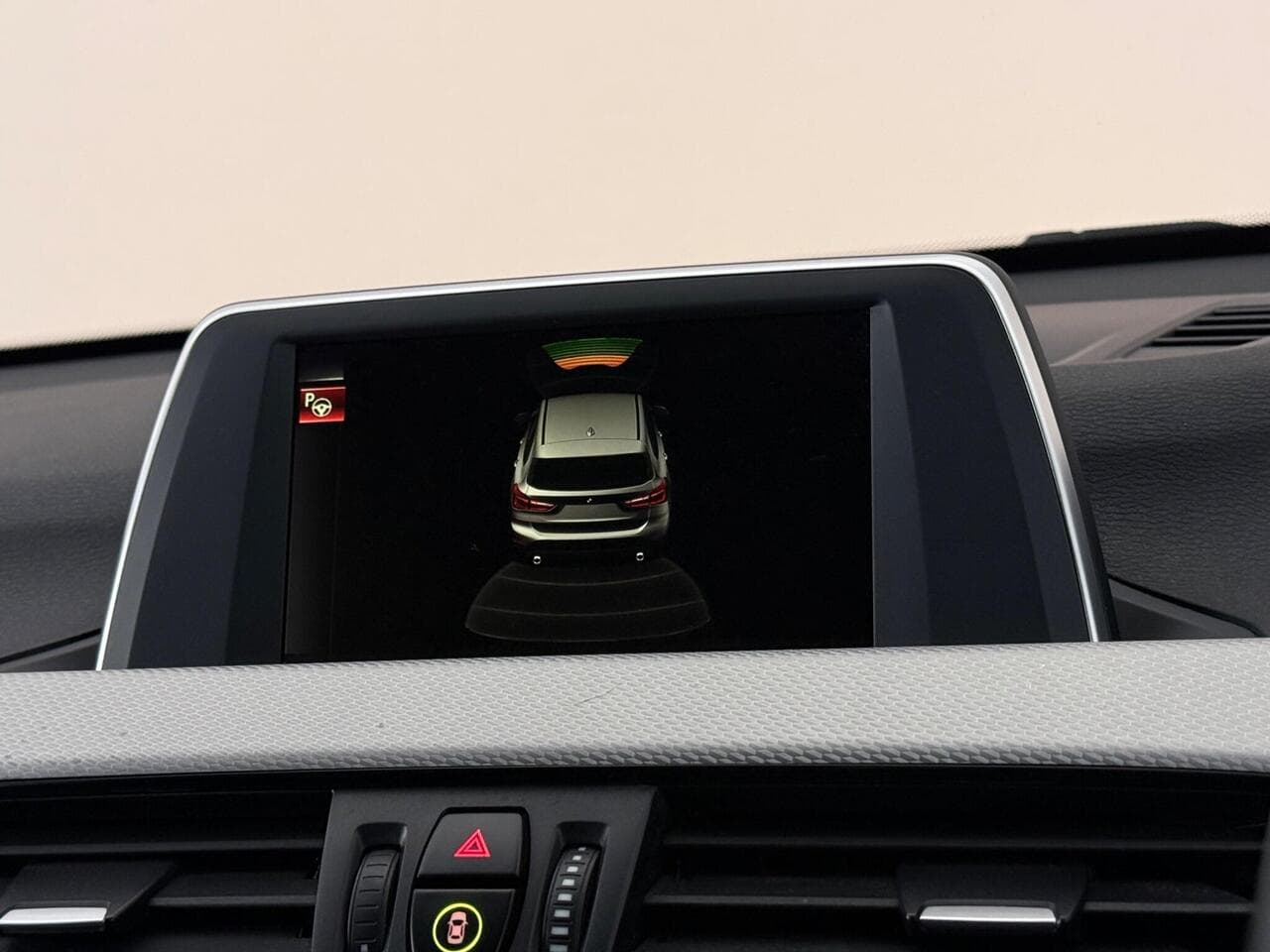 BMW X1 thumbnail Infotainment System