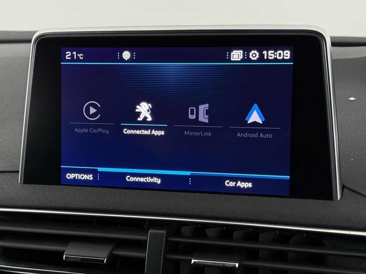 Peugeot 3008 thumbnail Infotainment System