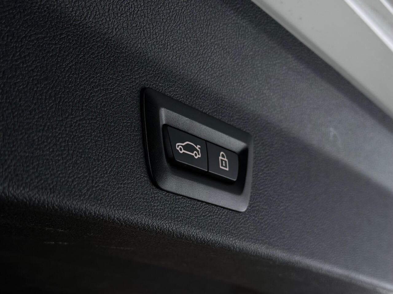 BMW X3 thumbnail Misc Controls