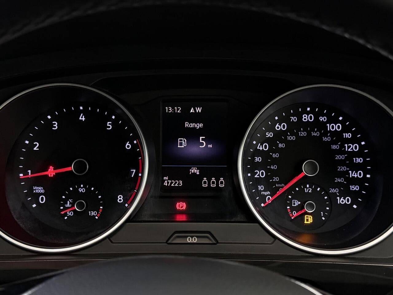 Volkswagen Tiguan thumbnail Driver Instruments