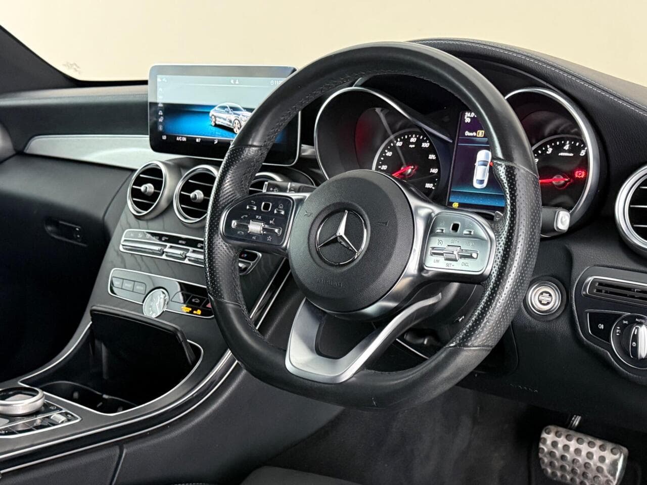 Mercedes-Benz C Class thumbnail Steering Wheel