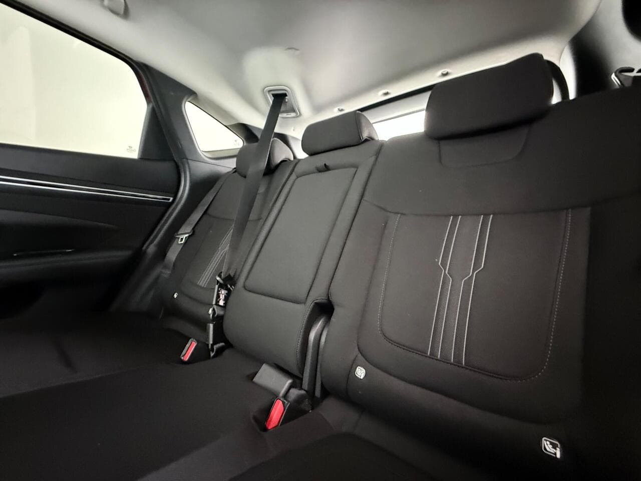 Hyundai TUCSON thumbnail Seats Rear