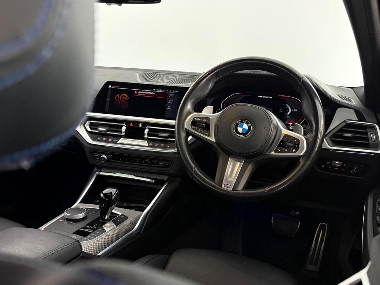 BMW 3 Series thumbnail Steering Wheel