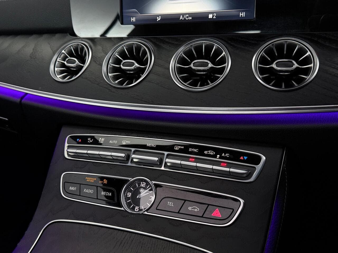 Mercedes-Benz E Class thumbnail Misc Controls