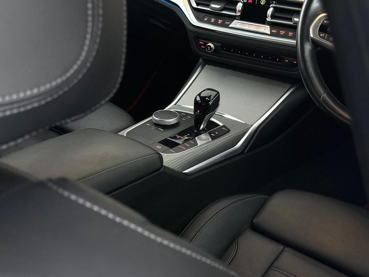 BMW 3 Series thumbnail Interior Front
