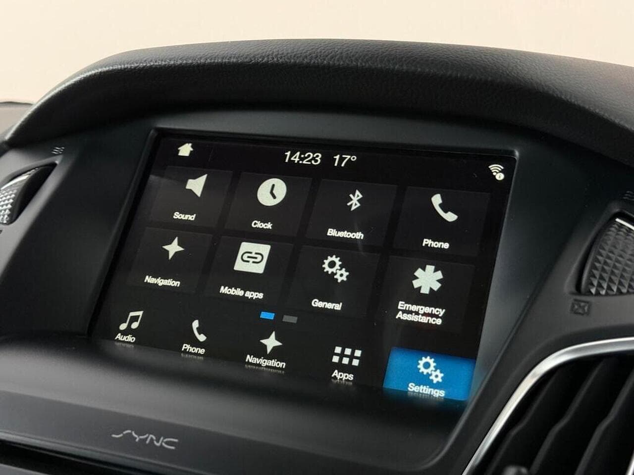 Ford Focus thumbnail Infotainment System