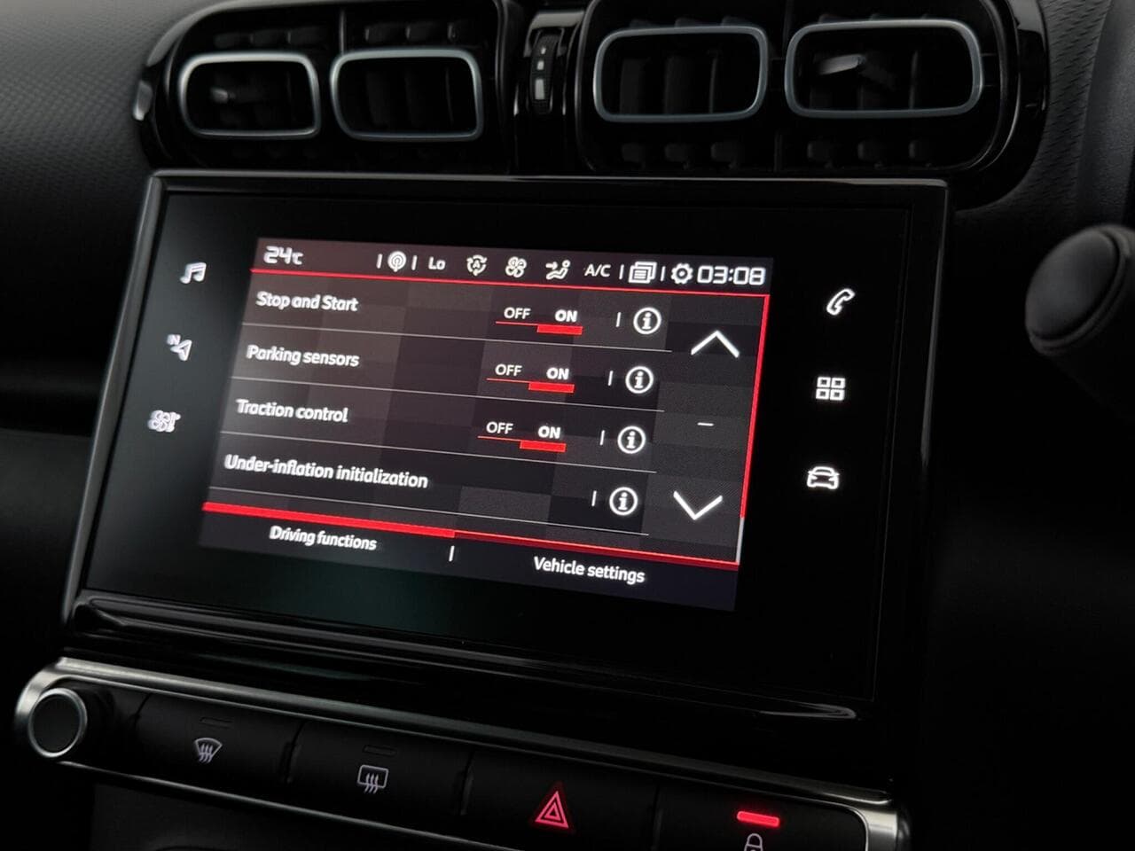 Citroen C3 Aircross thumbnail Infotainment System