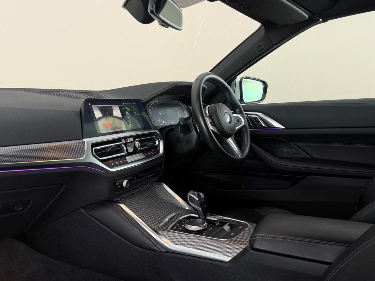 BMW 4 Series thumbnail Interior Front