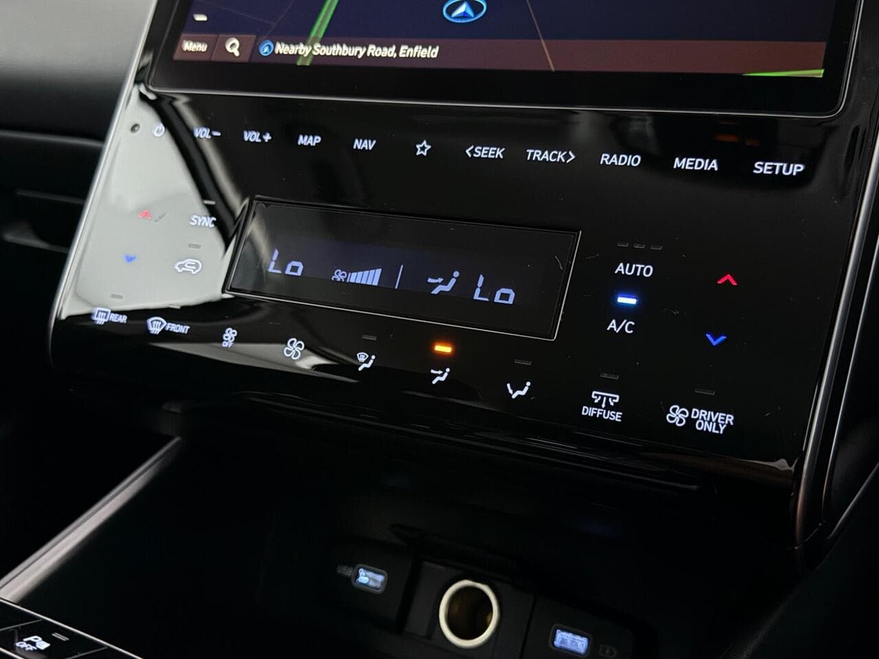 Hyundai TUCSON thumbnail Infotainment System