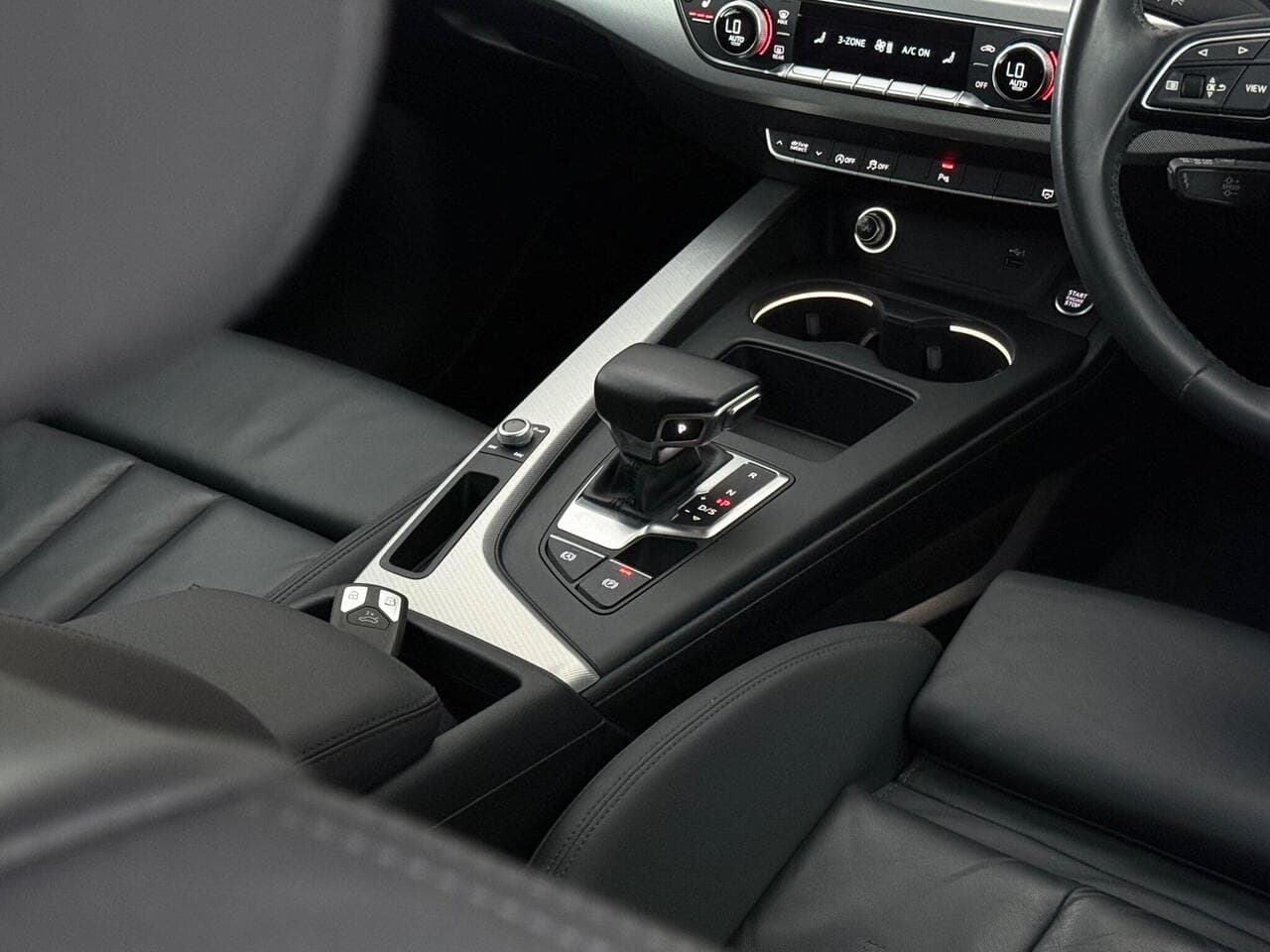 Audi A5 thumbnail Interior Front