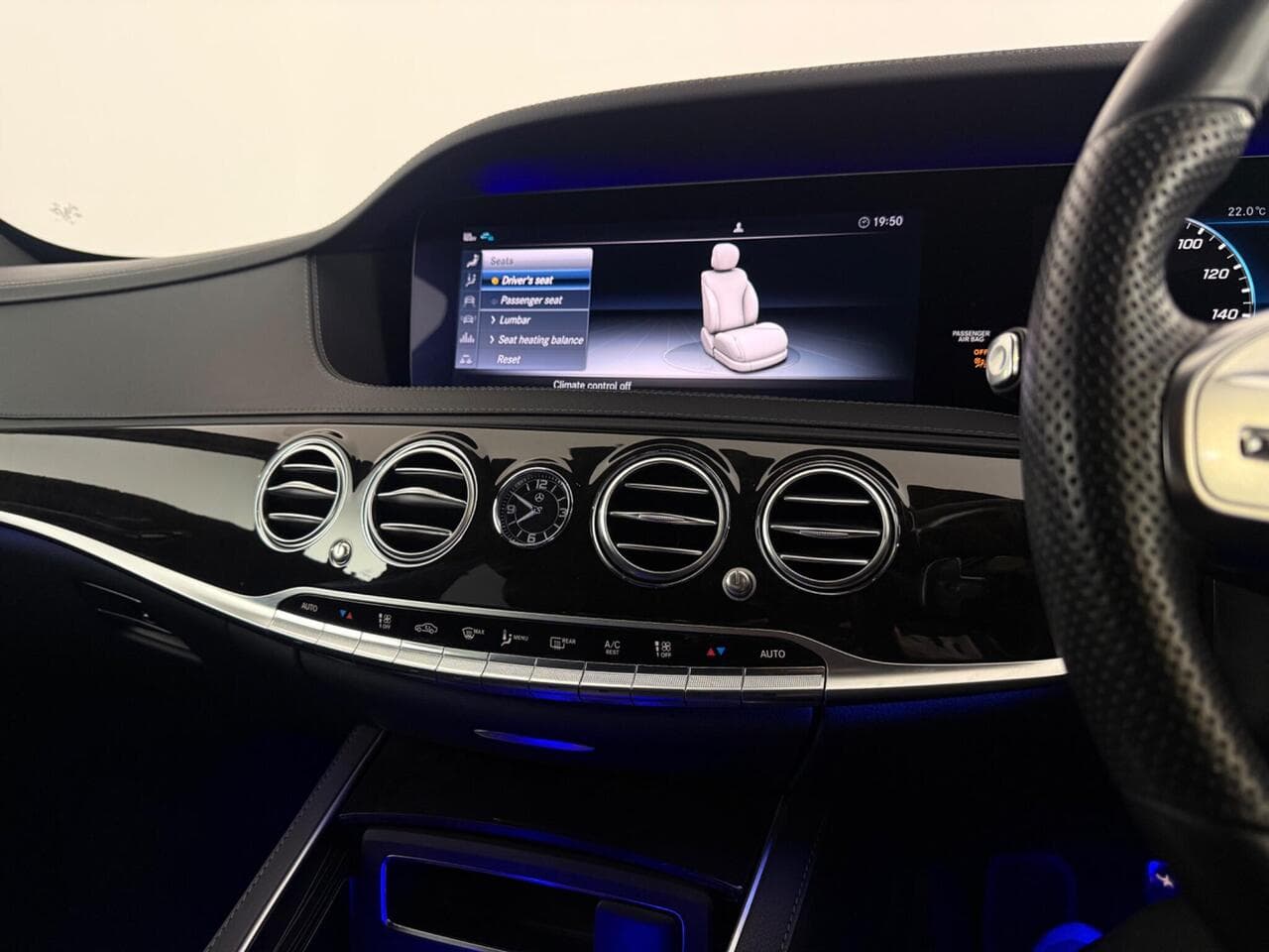 Mercedes-Benz S Class thumbnail Infotainment System